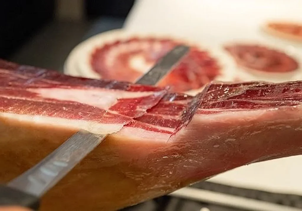 Mejor jamón ibérico: cómo elegirlo y qué opciones merecen la pena mejor jamon iberico cortado a cuchillo